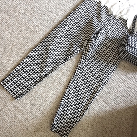 No Boundaries Pants - ‘NWOT’ Stretchy Houndstooth Pull-on Pants